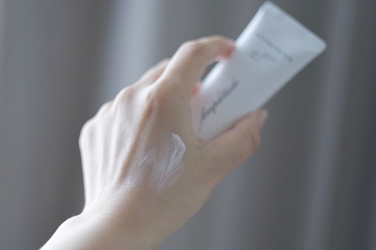 クリアカバー リキッドベース/Amplitude/化粧下地を使ったクチコミ(2枚目)