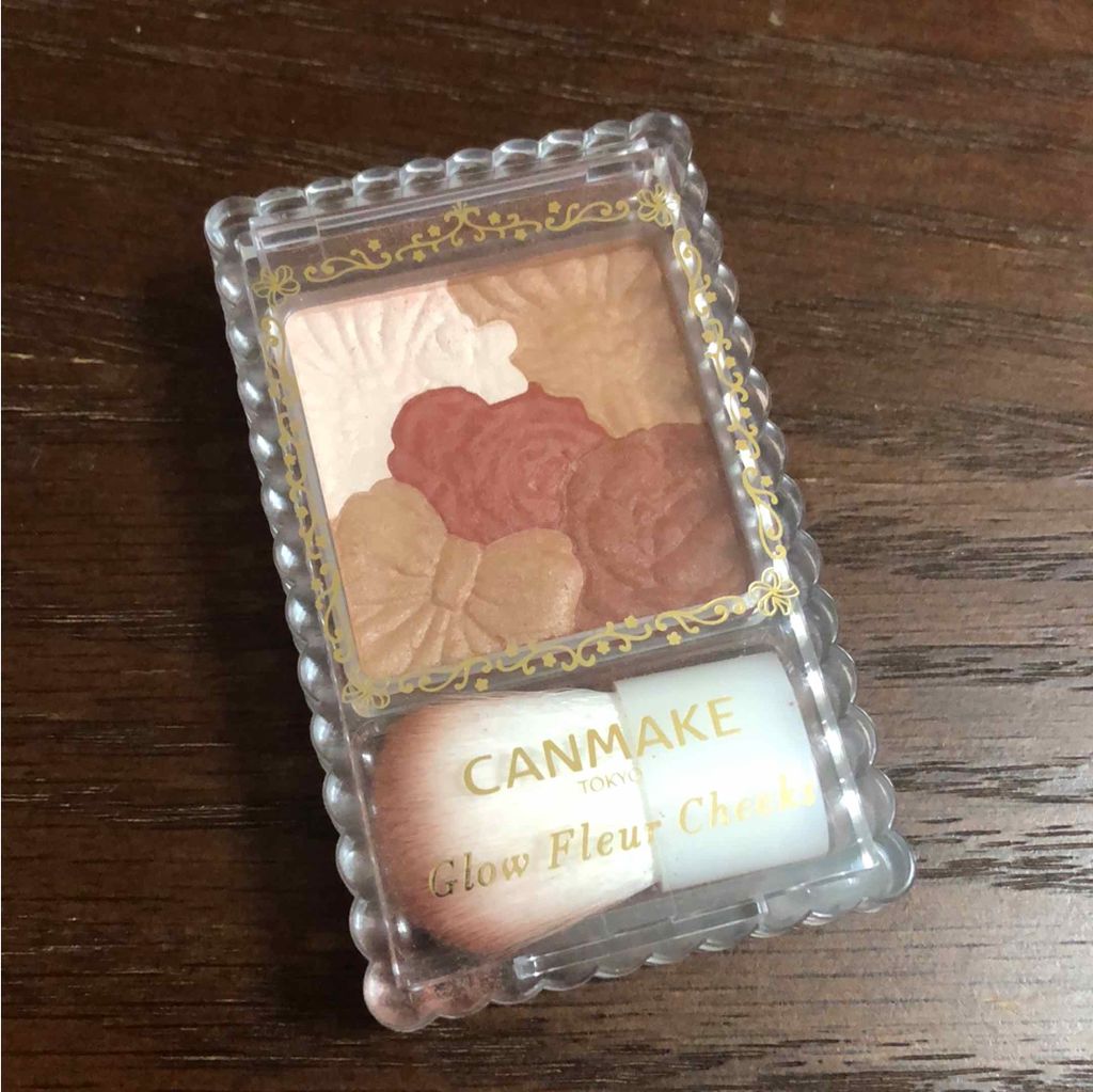 グロウフルールチークス/キャンメイク/パウダーチークを使ったクチコミ（1枚目）