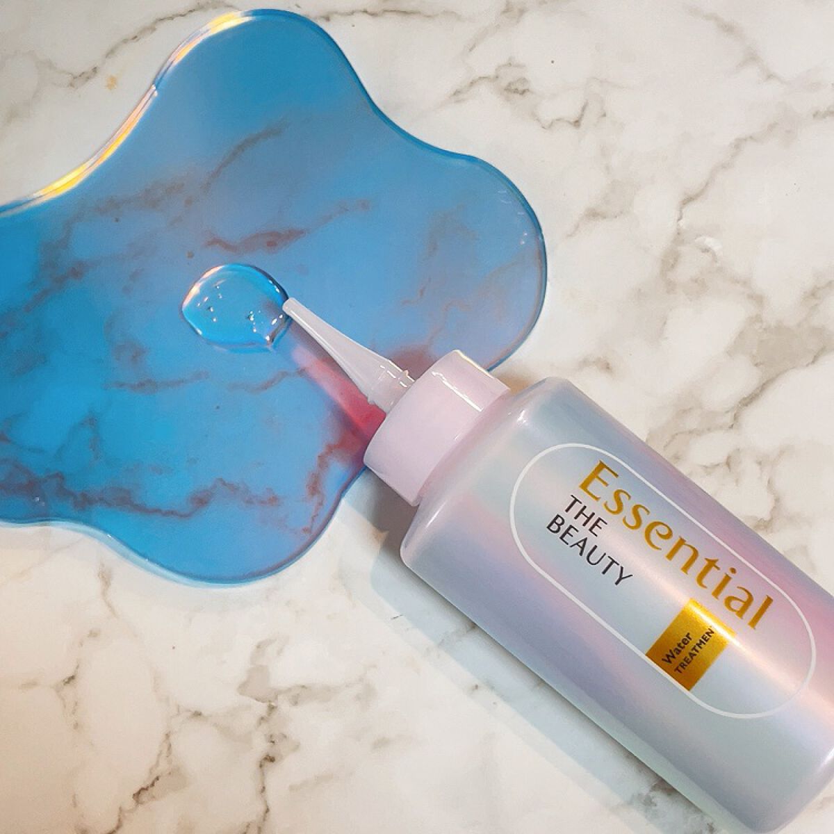 エッセンシャル プレミアム ウォータートリートメント EXスムース/エッセンシャル/アウトバストリートメントを使ったクチコミ(2枚目)