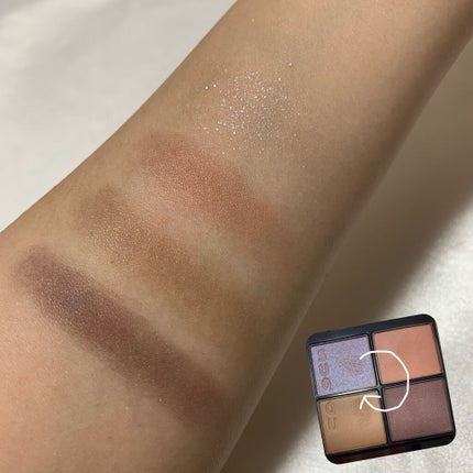 シグニチャー カラー アイズ/SUQQU/アイシャドウパレットを使ったクチコミ(3枚目)