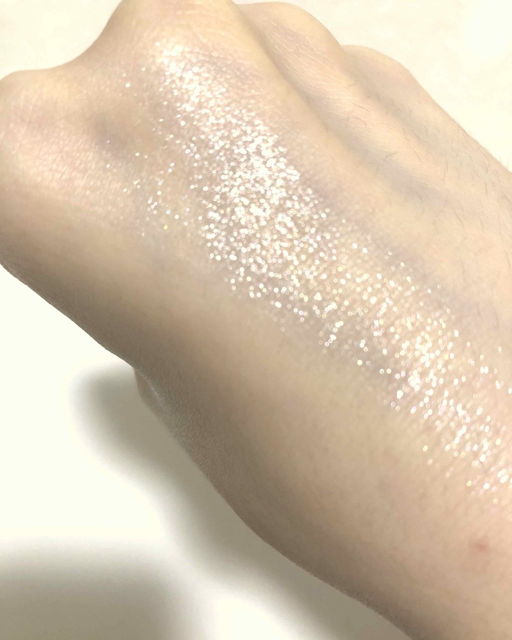 アディクション ザ アイシャドウ 90 Half Moon (P) /ADDICTION/単色アイシャドウを使ったクチコミ（2枚目）