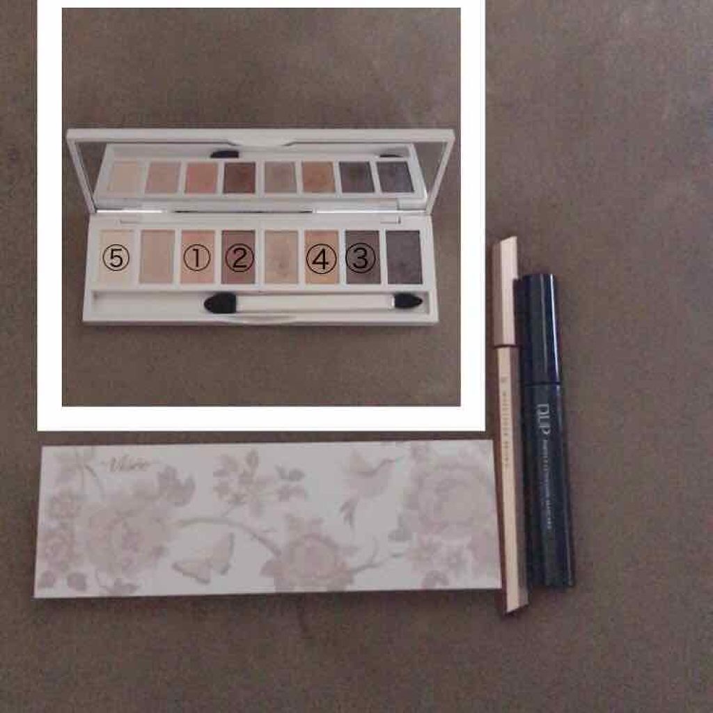 グラマラスヌード アイパレット (クリスマスコフレ 2017)/Visée/メイクアップキットを使ったクチコミ（2枚目）