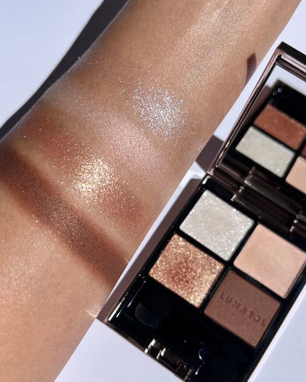 アイカラーレーション/LUNASOL/アイシャドウパレットを使ったクチコミ(6枚目)