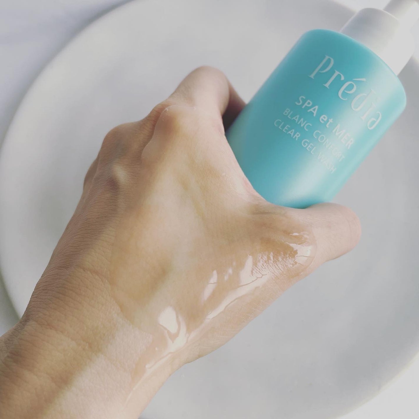 プレディア スパ・エ・メール ブラン コンフォール クリア ジェルウォッシュ/Prédia/ピーリングを使ったクチコミ(2枚目)
