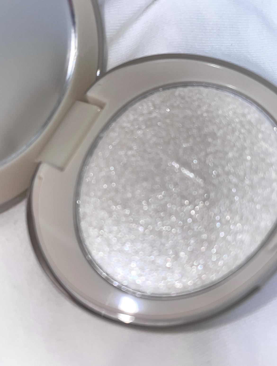 CUBISM ダイアモンドハイライト #D306  ムーンライト/Joocyee/パウダーハイライトを使ったクチコミ（1枚目）