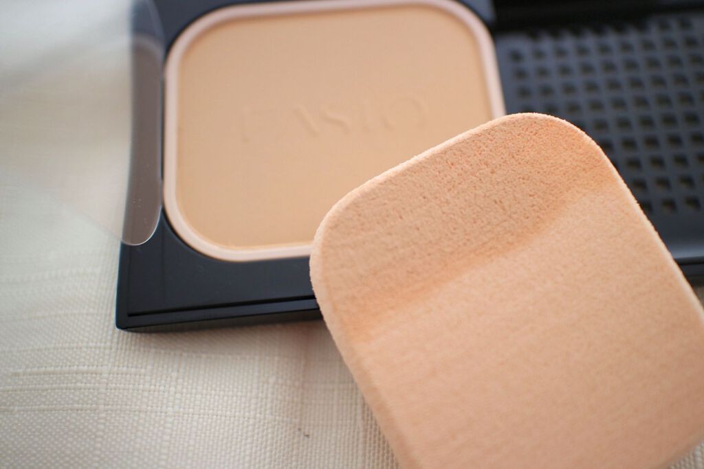 パワフルステイUVファンデーション/FASIO/パウダーファンデーションを使ったクチコミ（2枚目）