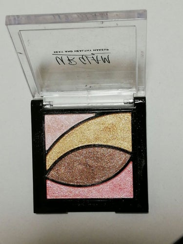 UR GLAM　VELVET EYE COLOR PALETTE/U R GLAM/パウダーアイシャドウを使ったクチコミ（2枚目）