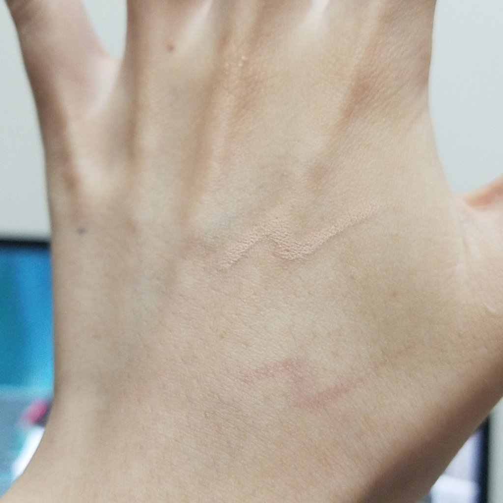 描くふたえアイライナー/CEZANNE/リキッドアイライナーを使ったクチコミ（3枚目）