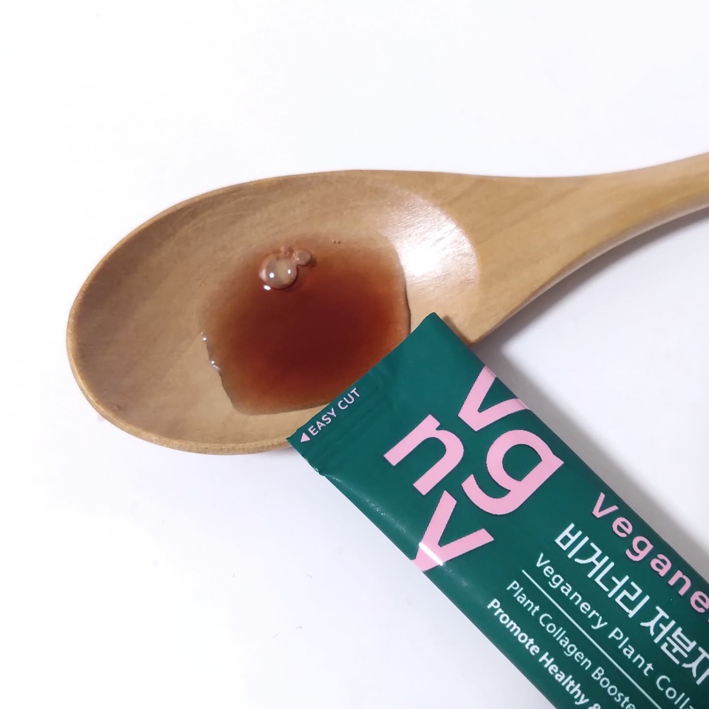 ヴィーガナリー低分子植物性コラーゲンブースターファーストショット/ダルバ/美容サプリメントを使ったクチコミ（3枚目）