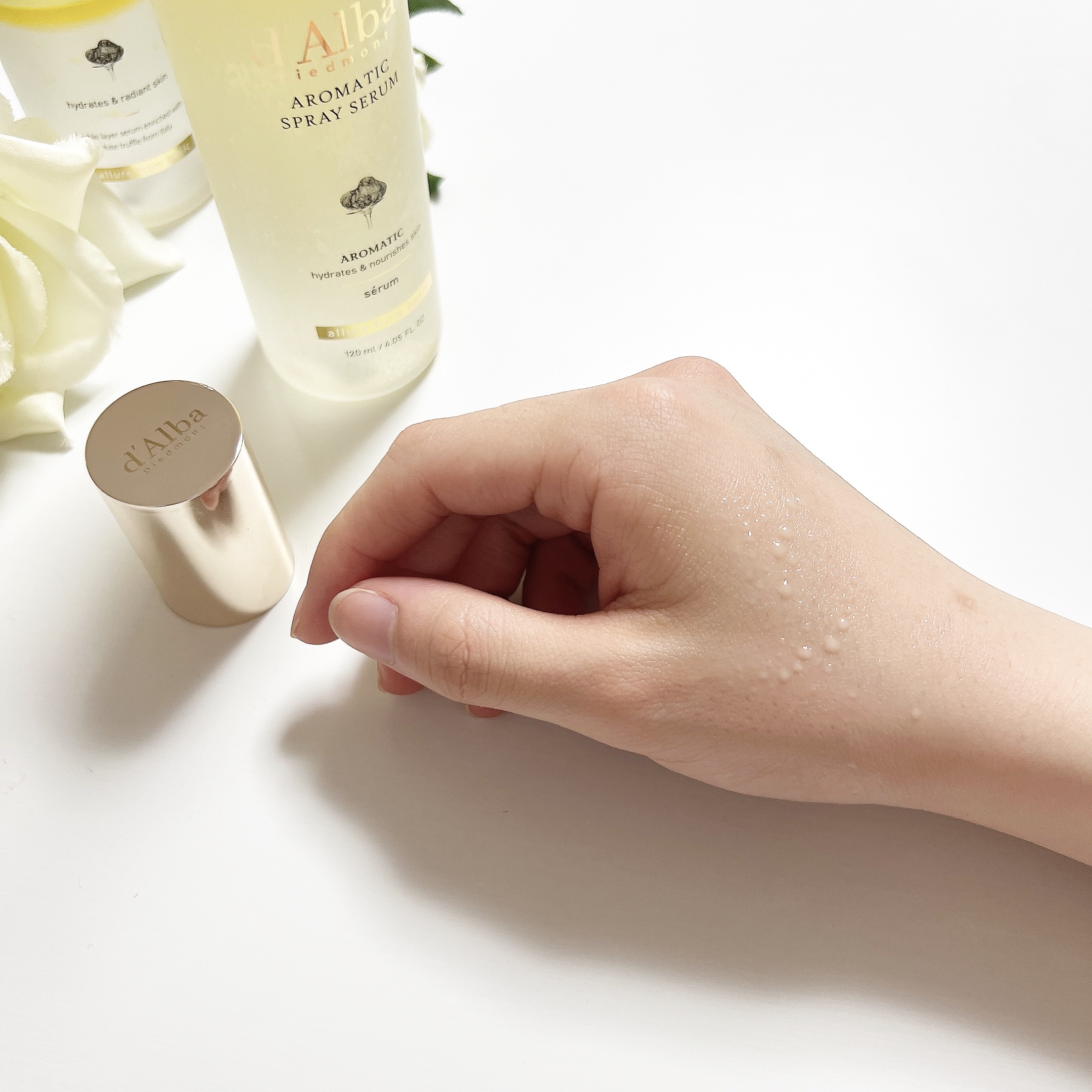 ホワイトトリュフファーストアロマティックスプレーセラム/ダルバ/ミスト状化粧水を使ったクチコミ（3枚目）