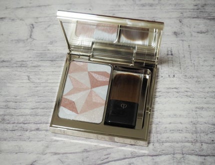 クレ・ド・ポー ボーテ レオスールデクラ/クレ・ド・ポー ボーテ/パウダーハイライトを使ったクチコミ(1枚目)