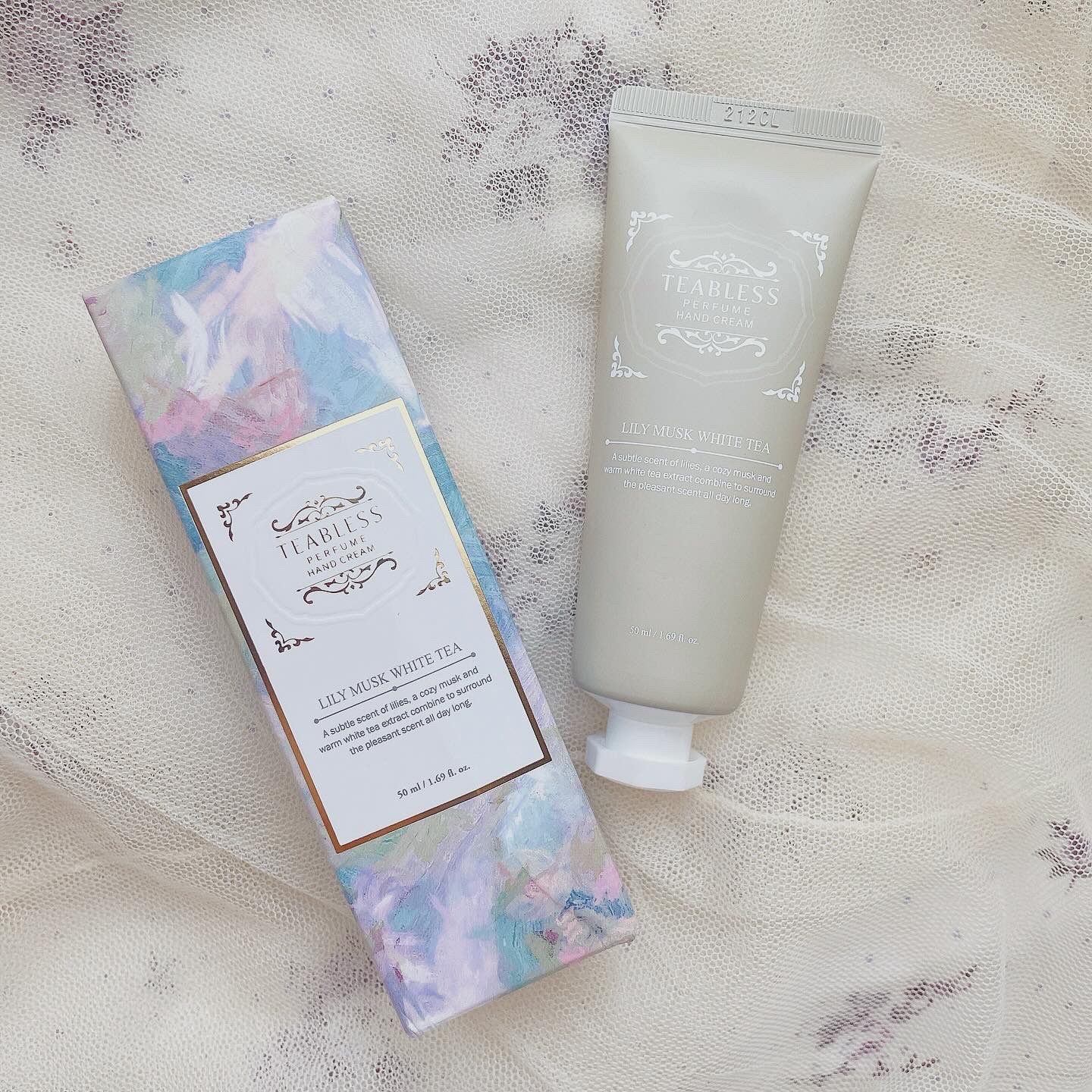 パフュームボディローション リリィムスクホワイトティー/TEABLESS/ボディローションを使ったクチコミ（2枚目）