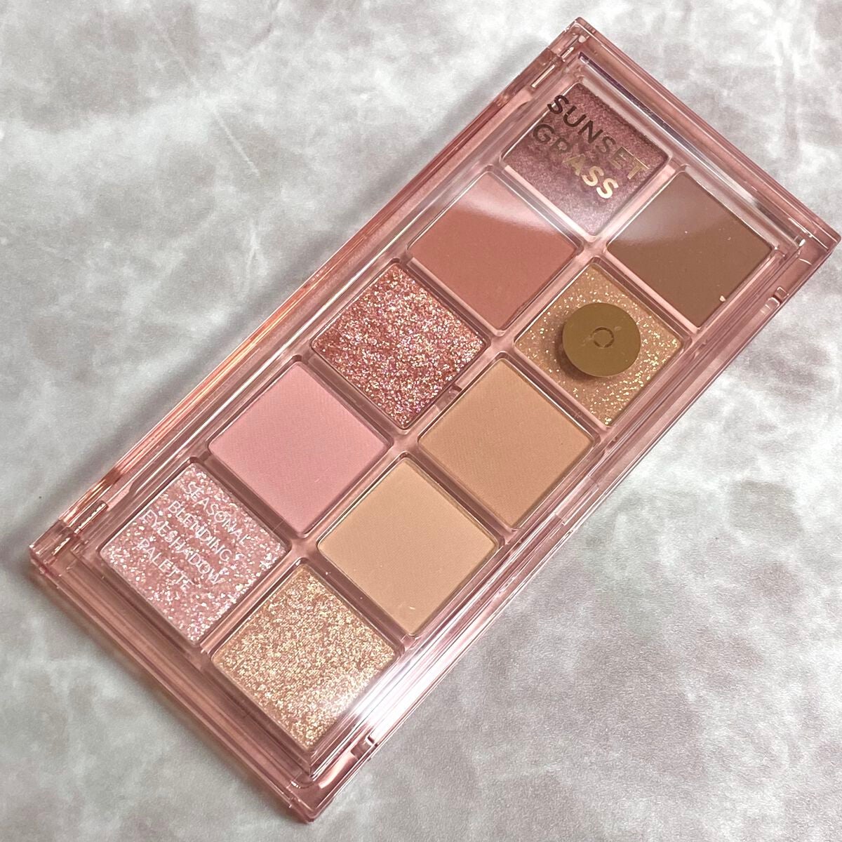 シーズナルブレンディングアイシャドウパレット/Peach C/アイシャドウパレットを使ったクチコミ(2枚目)