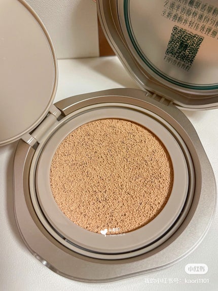 玉容睡蓮クッションファンデーション N20 アイボリー/花西子/クッションファンデーションの画像