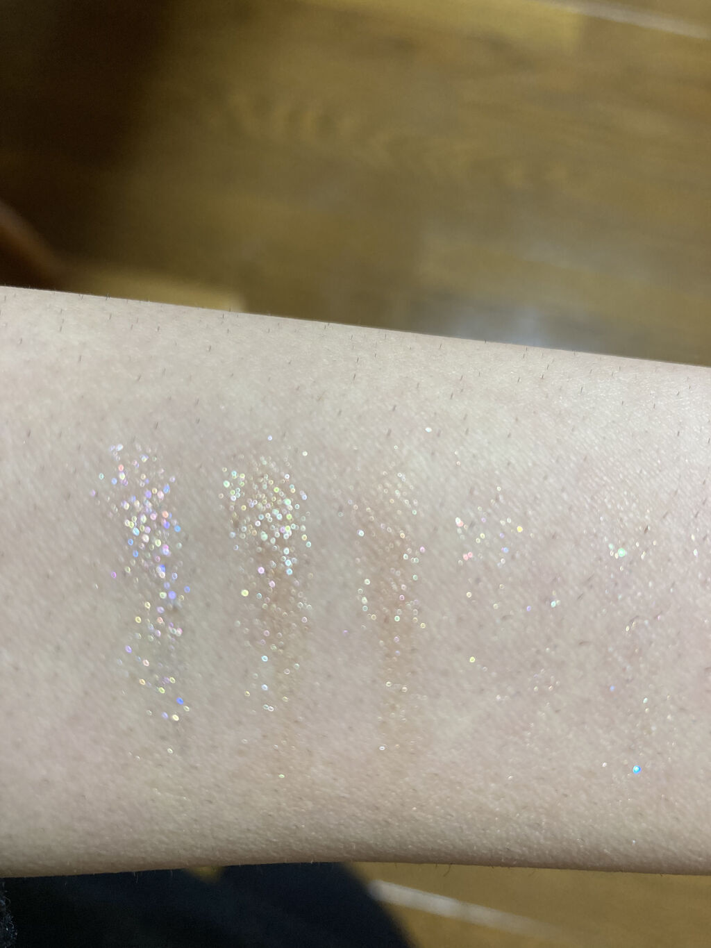 グリッターペディアアイパレット/unleashia/アイシャドウパレットを使ったクチコミ（3枚目）