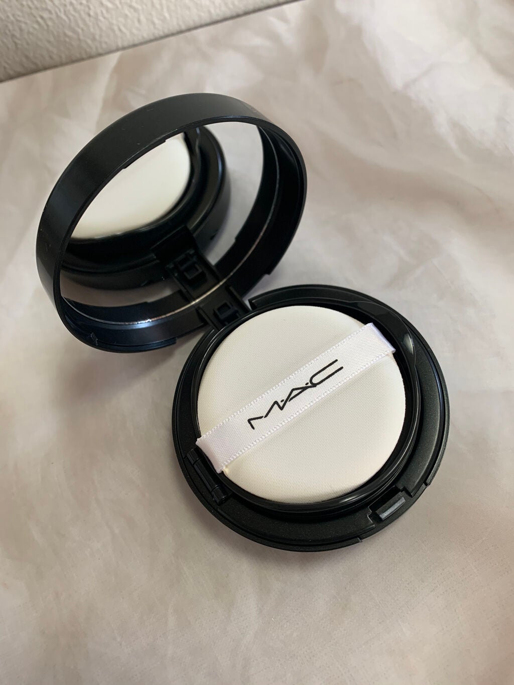 スタジオ フィックス コンプリート カバレッジ クッション コンパクト SPF 50/M・A・C/クッションファンデーションを使ったクチコミ(2枚目)