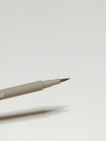 MFL リキッドアイライナー グレージュ/DAISO/リキッドアイライナーの画像