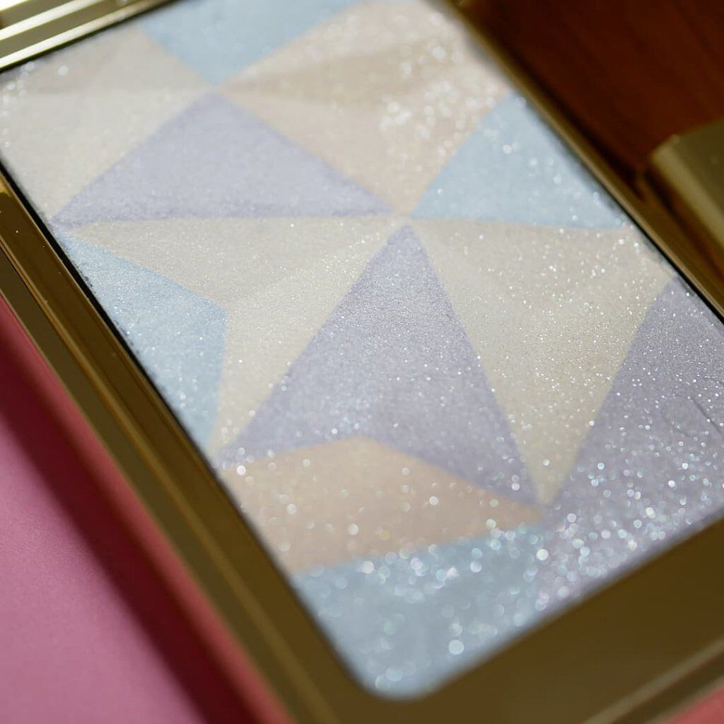 クレ・ド・ポー ボーテ レオスールデクラ 11/クレ・ド・ポー ボーテ/パウダーハイライトを使ったクチコミ（3枚目）