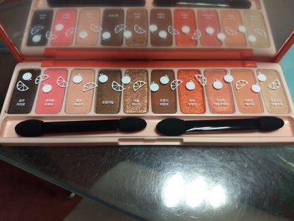 プレイカラー アイシャドウ/ETUDE/アイシャドウパレットを使ったクチコミ(2枚目)