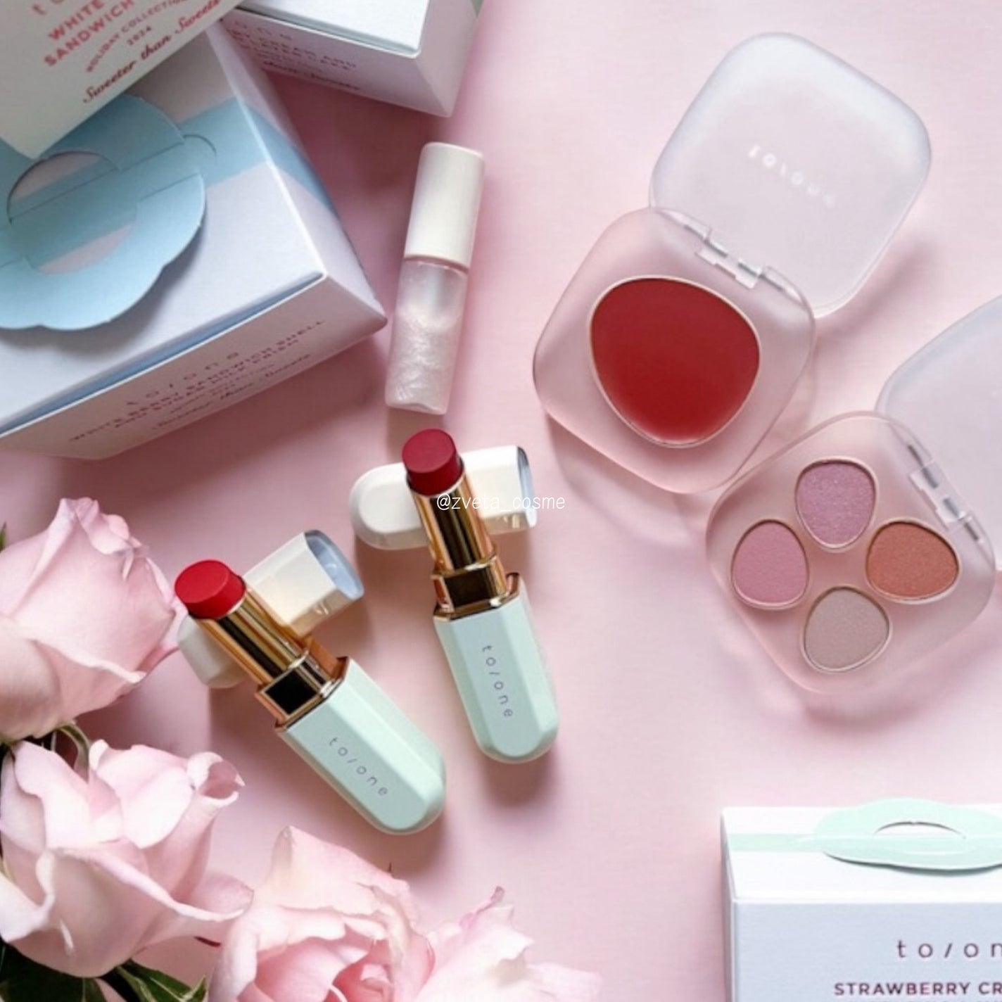 トーン ホリデー スイーツ ボックス Cheat Day Delights & Shiny Sprinkles/to/one/メイクアップキットを使ったクチコミ(4枚目)