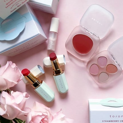 トーン ホリデー スイーツ ボックス Cheat Day Delights & Shiny Sprinkles/to/one/メイクアップキットを使ったクチコミ(4枚目)