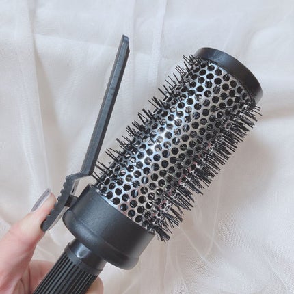 クリップ熱伝導ヘアブラシ/DAISO/ヘアブラシを使ったクチコミ(2枚目)