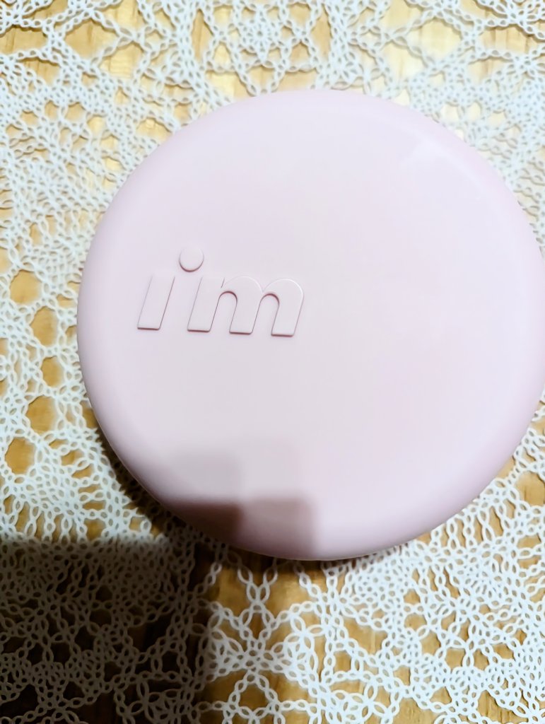 ワンダーベルベットラスティングクッション/i’m meme/クッションファンデーションを使ったクチコミ（2枚目）