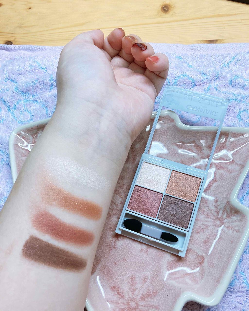 シルキースフレアイズ/キャンメイク/アイシャドウパレットを使ったクチコミ(3枚目)