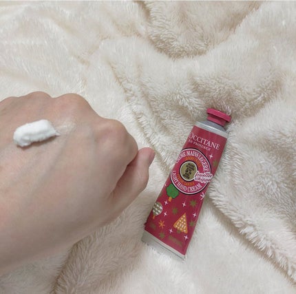 フェスティブガーデン スノーシア ハンドクリーム/L'OCCITANE/ハンドクリームを使ったクチコミ(2枚目)