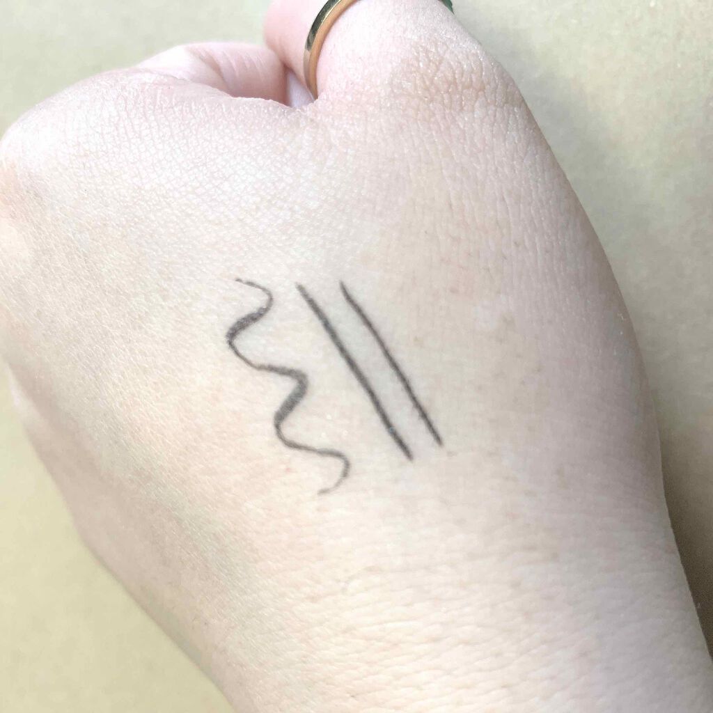 【旧品】シルキーリキッドアイライナーWP/D-UP/リキッドアイライナーを使ったクチコミ(2枚目)