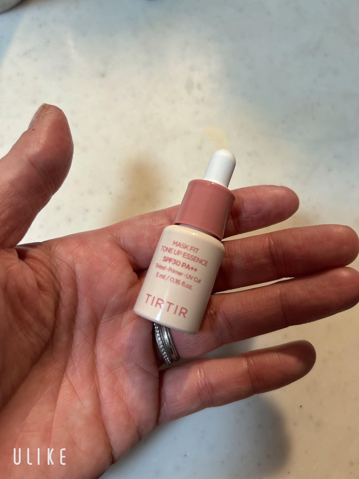 マスクフィットトーンアップエッセンス/TIRTIR(ティルティル)/化粧下地を使ったクチコミ(1枚目)