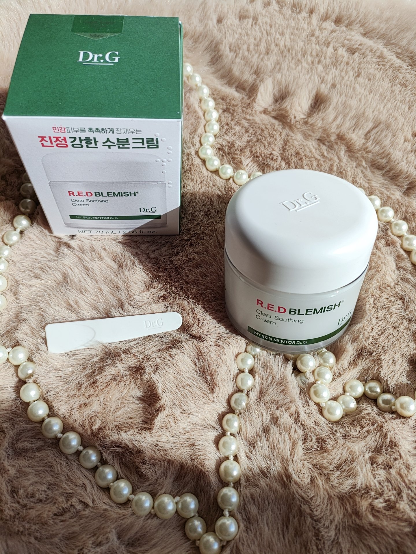 Dr.Gレッドブレミッシュ クリアスージングクリーム
Dr.G 様よりギフティング頂きました
有難う御座いました🙇✨

10種類のCICA 成分配合🌿

肌の鎮静と保湿に特化した人気の
スキンケアアイテムです💫

さっぱりとしたジェル