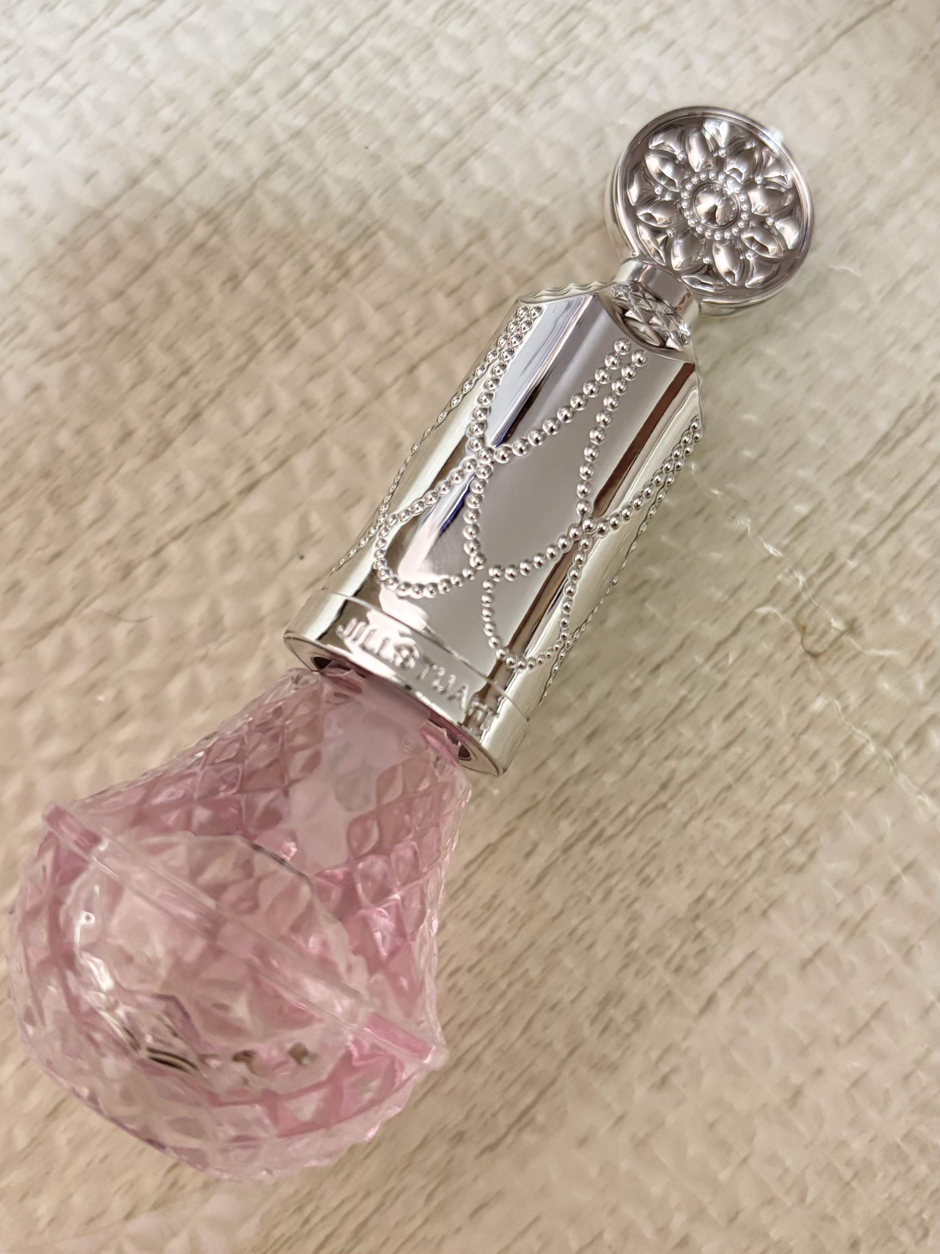 アロマティックフラワー ネイルオイル 01 pink essence/JILL STUART/ネイルオイル・トリートメントを使ったクチコミ（2枚目）