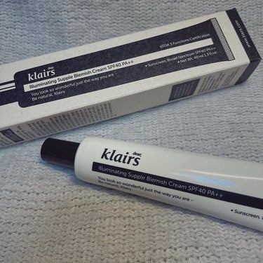 Klairs
Illuminating Supple Blemish Cream
(( SPF40 , PA++ ))

⁡
テクスチャーはクリームみたいな感じで
かなり薄づきなBBクリーム🌼
SPF4