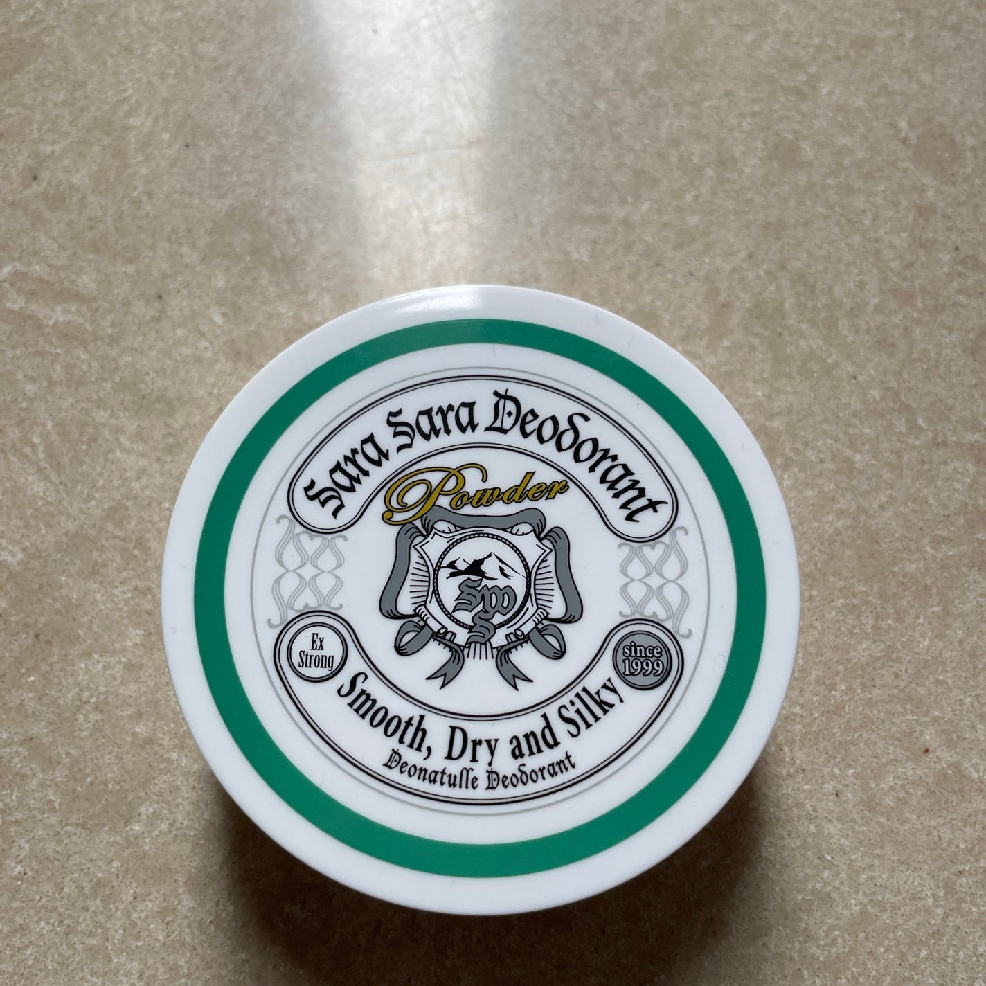 薬用さらさらデオドラントパウダー/デオナチュレ/デオドラント・制汗剤を使ったクチコミ(1枚目)