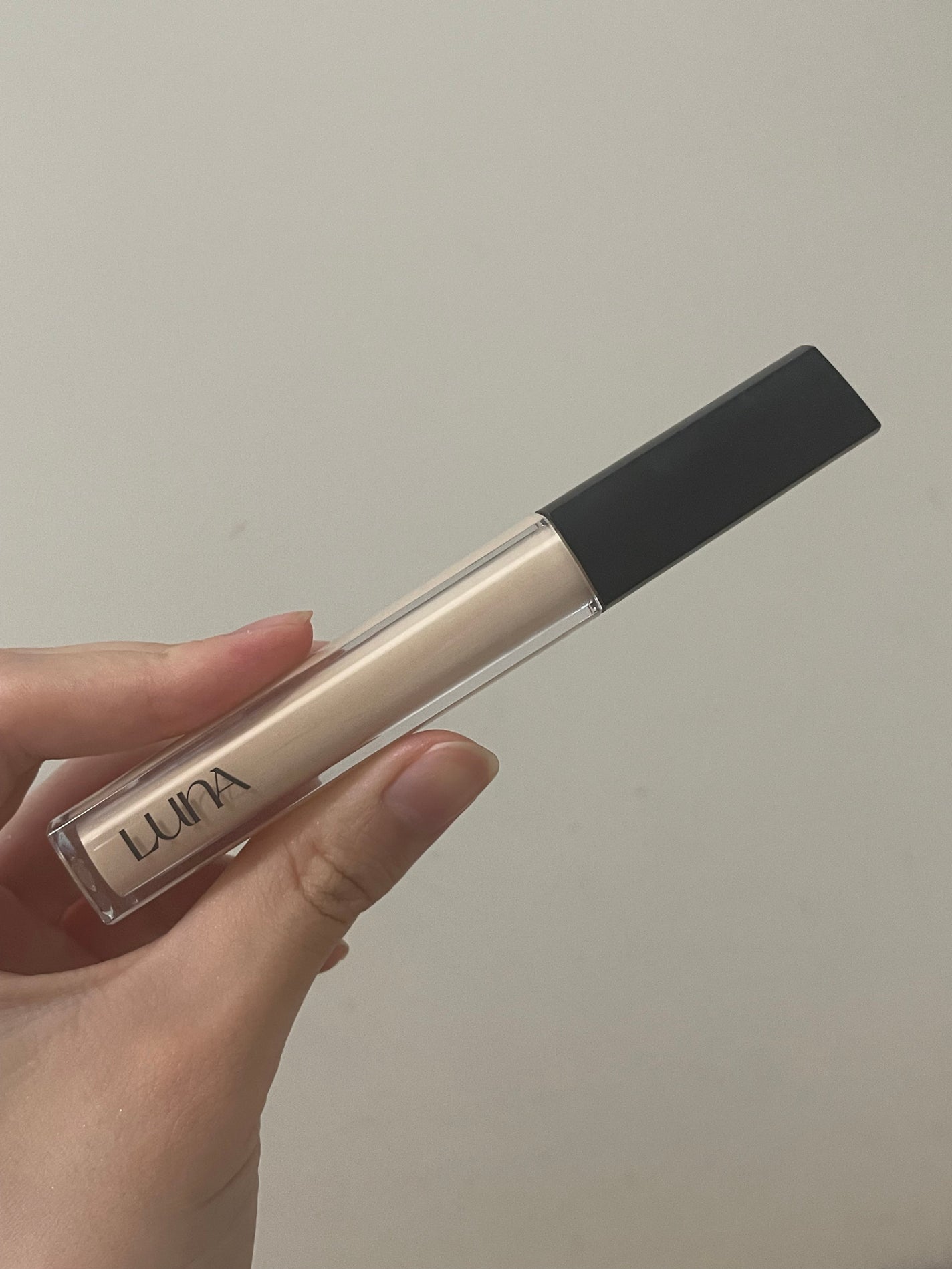 ロングラスティングチップコンシーラー/LUNA/リキッドコンシーラーを使ったクチコミ(1枚目)