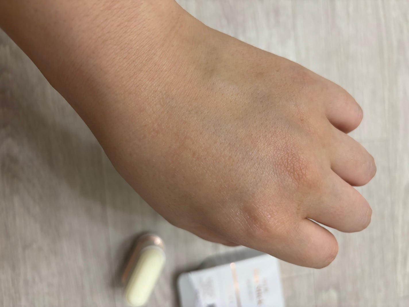 エアリーフィットサンスティック/KAHI/日焼け止めスティックを使ったクチコミ(7枚目)