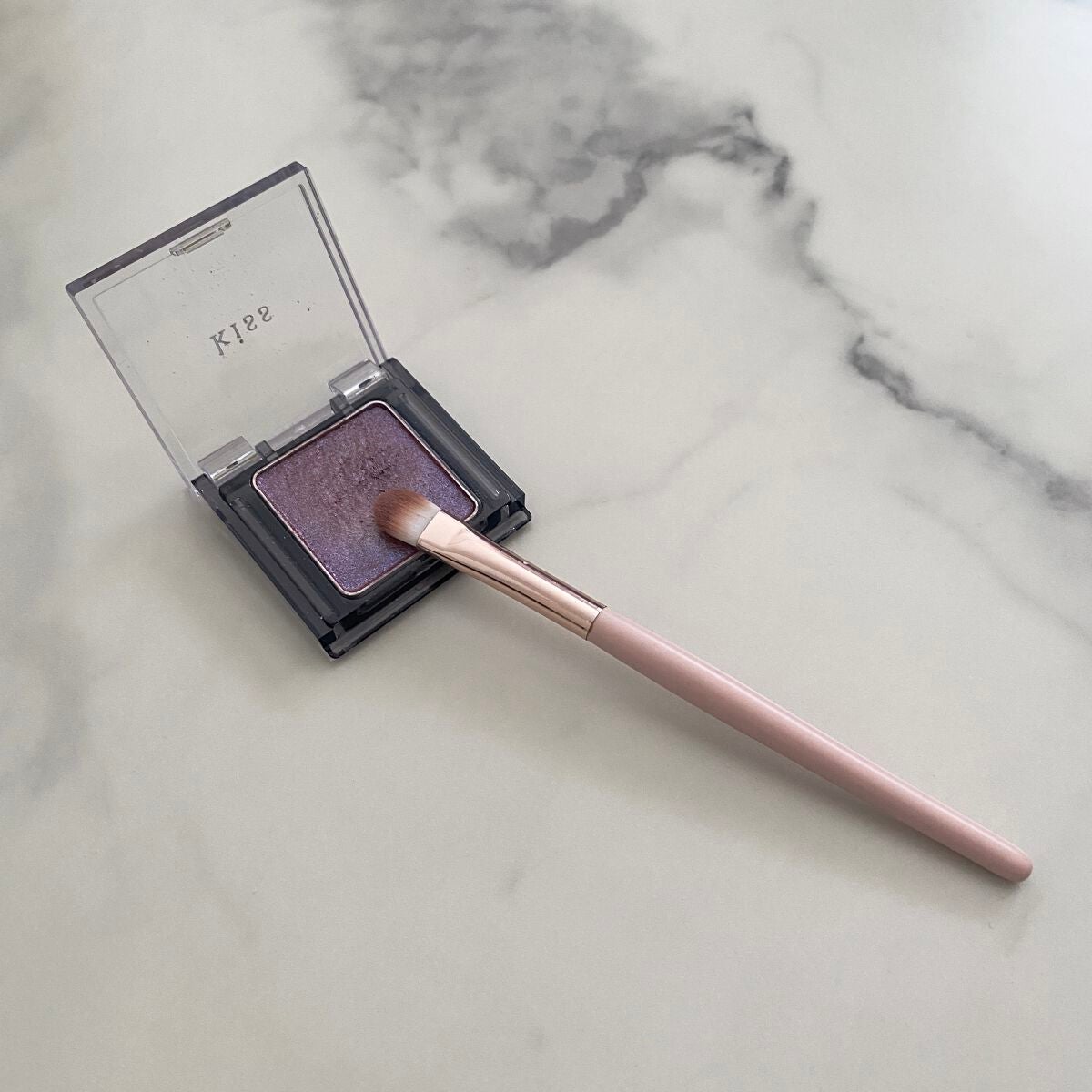 シアー グリッターアイズ/KiSS/単色アイシャドウを使ったクチコミ(1枚目)