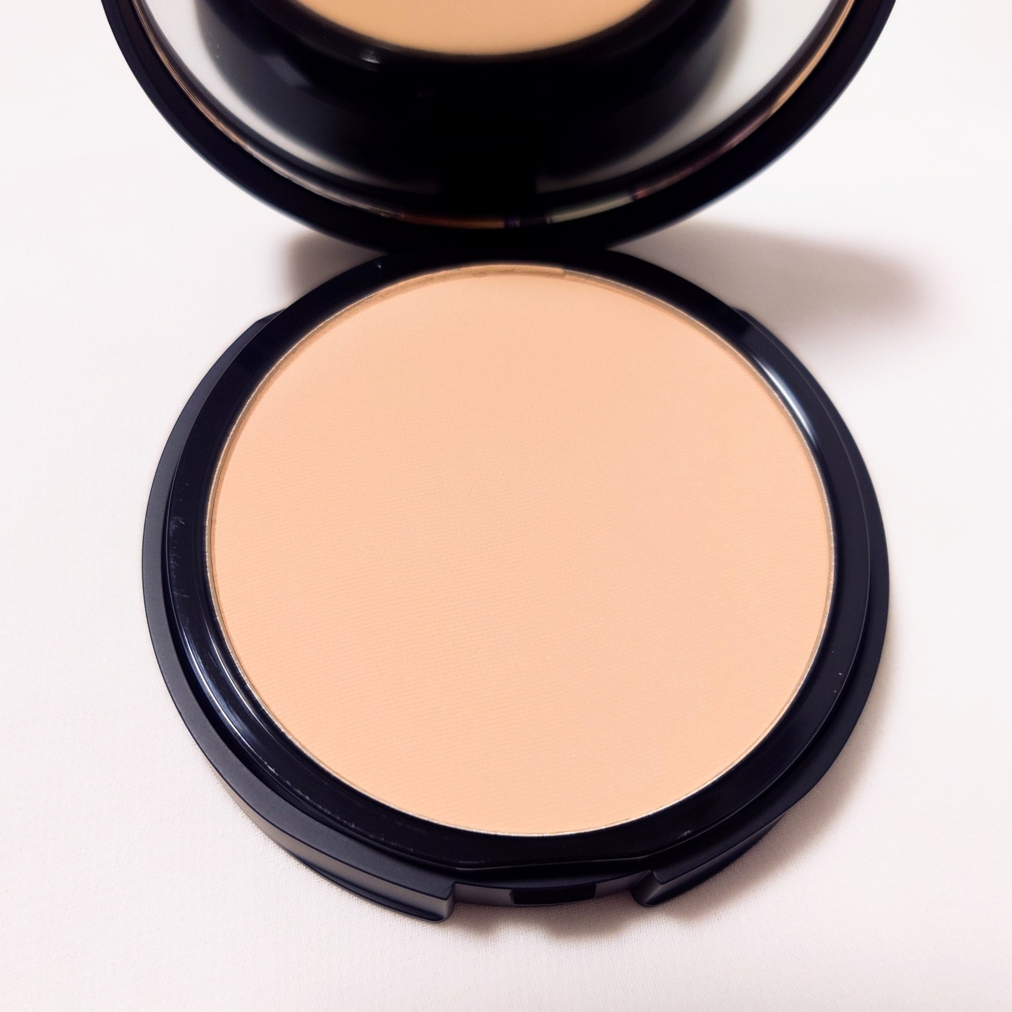 ベアプロ 24HR パウダー ファンデーション/bareMinerals/パウダーファンデーションを使ったクチコミ（2枚目）