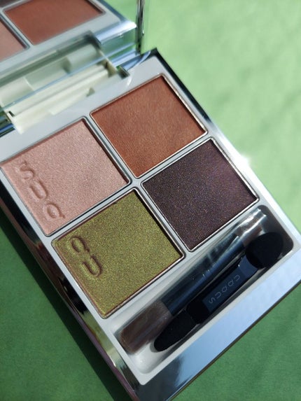 シグニチャー カラー アイズ/SUQQU/アイシャドウパレットを使ったクチコミ(3枚目)