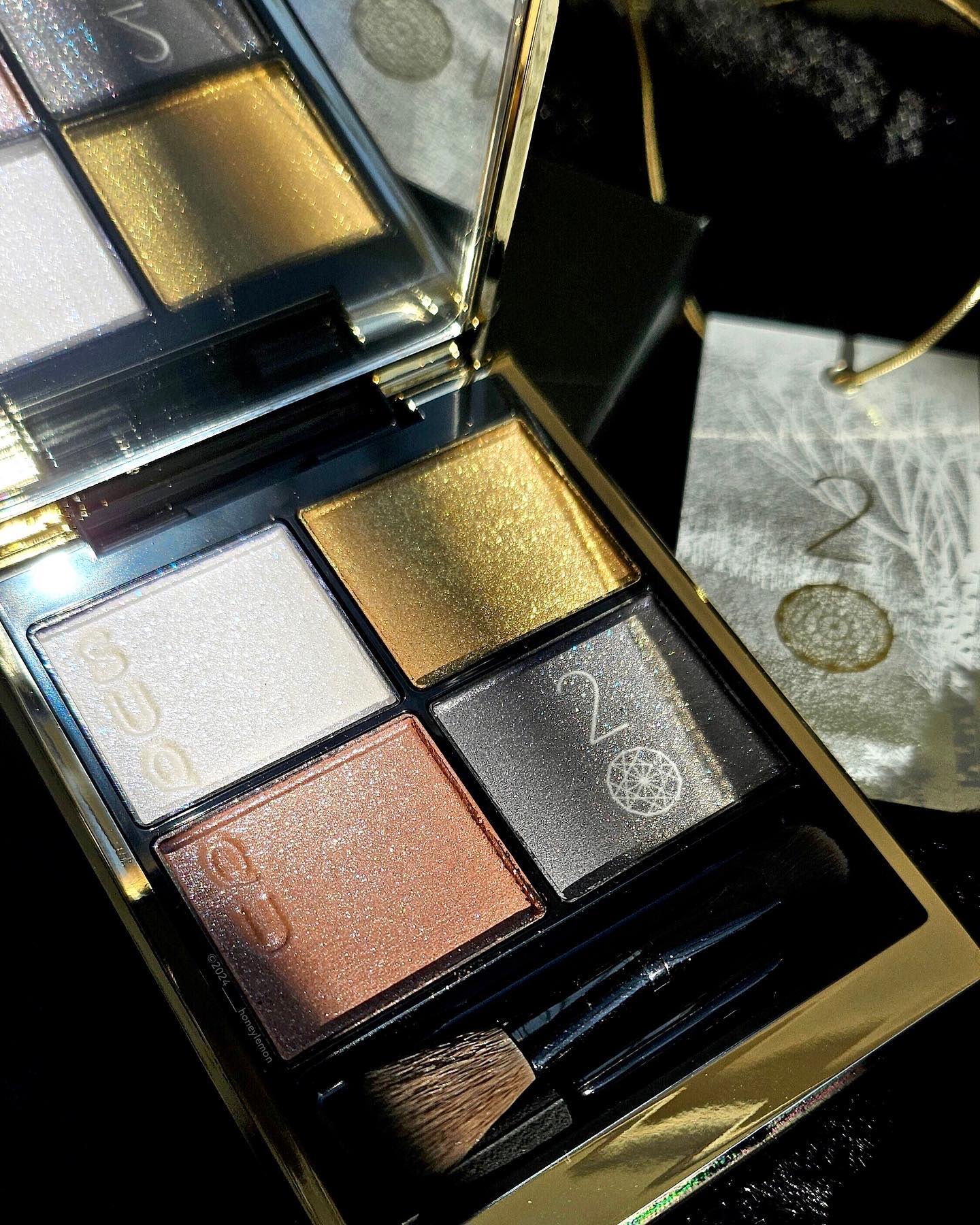 シグニチャー カラー アイズ 133 燦々 -SANSAN /SUQQU/アイシャドウパレットを使ったクチコミ（1枚目）