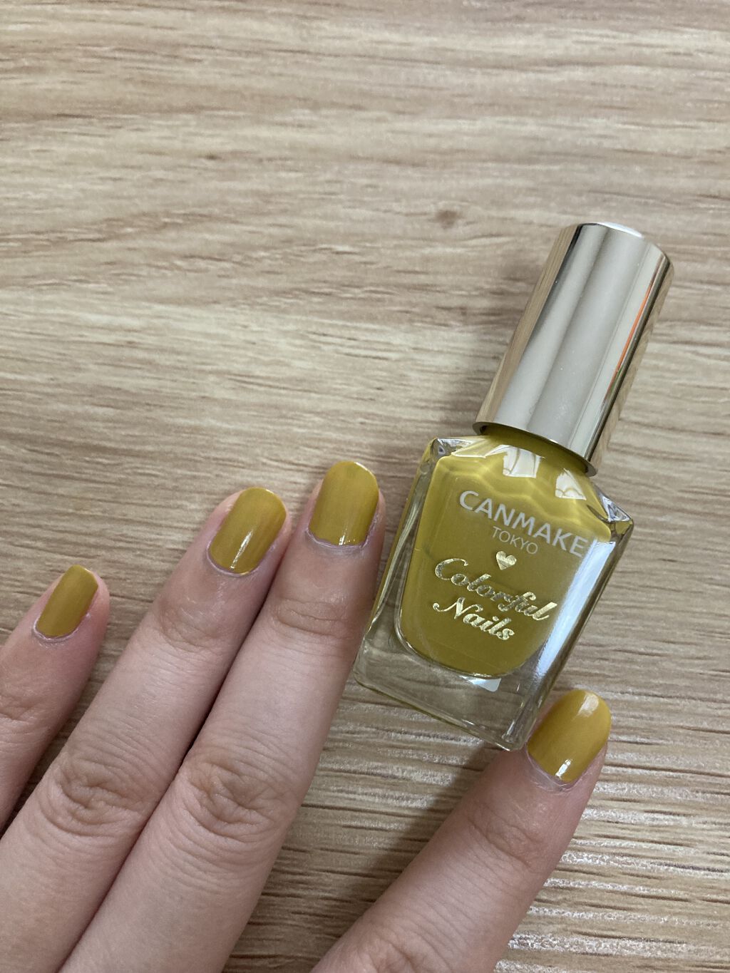 カラフルネイルズ/キャンメイク/マニキュアを使ったクチコミ（1枚目）