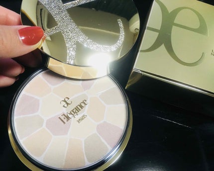 エレガンス ラ プードル オートニュアンス リクスィーズ/Elégance/プレストパウダーを使ったクチコミ(1枚目)