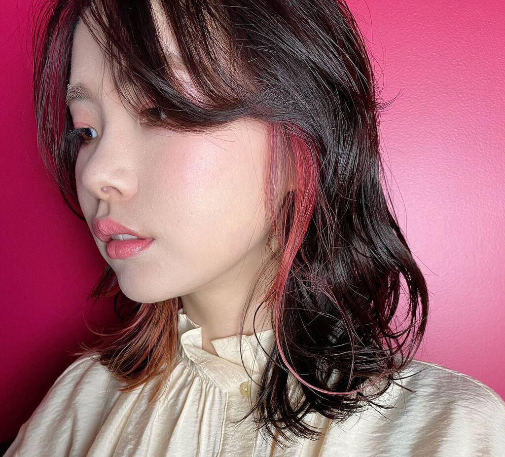 ヘアカラースプレーで一日だけ髪色チェンジ!やり方を徹底解説|ドンキ・ドラッグストアでも買えるおすすめ商品13選のサムネイル