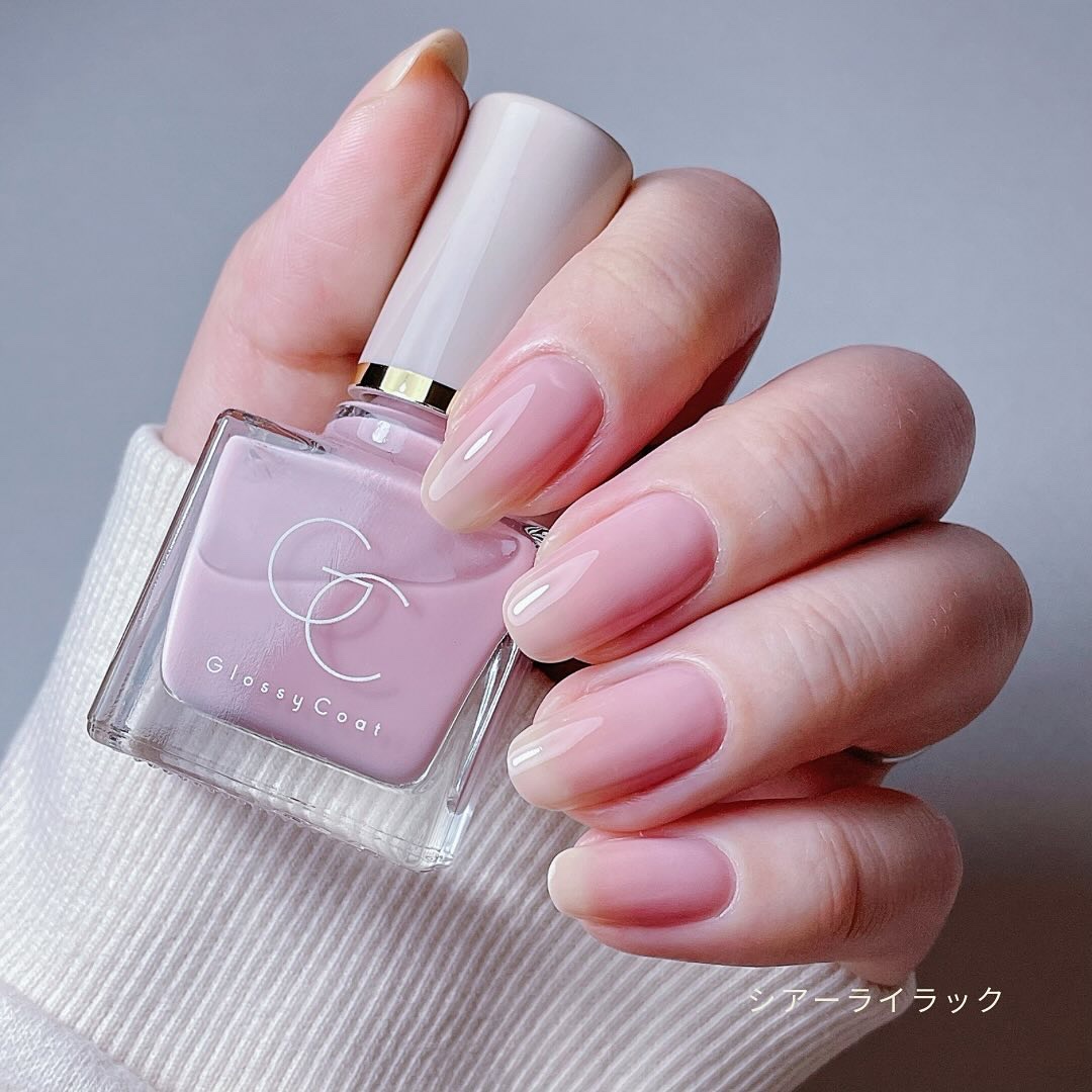 ちゅるんネイルのネイルデザイン】グロッシーコート｜スキューズ