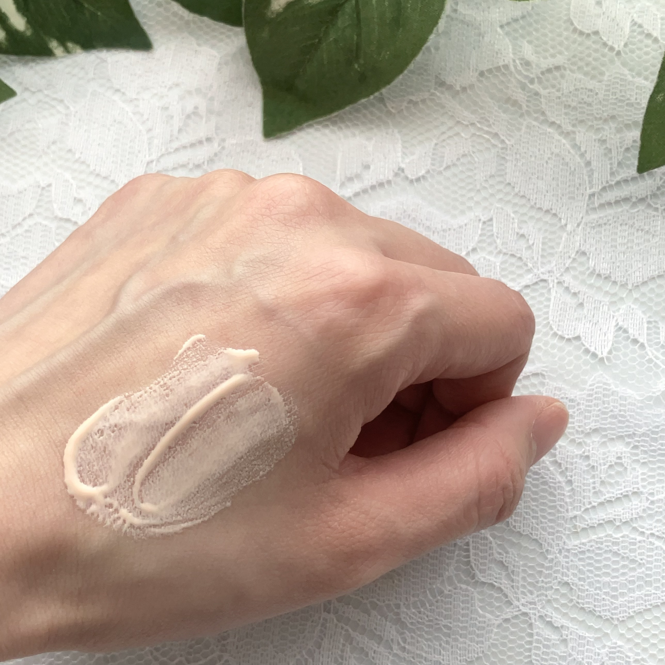 ウォータフルトーンアップサンクリーム/ダルバ/日焼け止めクリームを使ったクチコミ（3枚目）