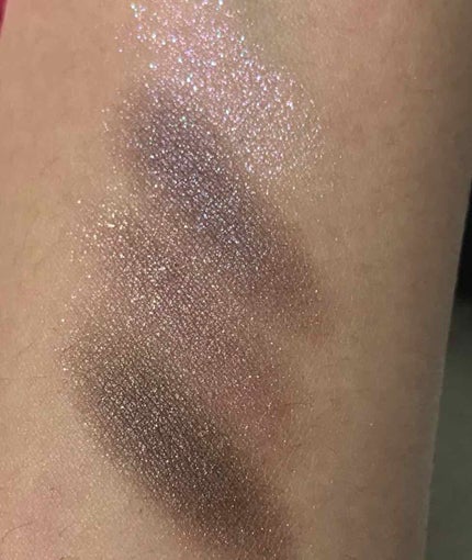 フラロッソ インテンソ アイシャドウ VI01/アスタリフト/アイシャドウパレットを使ったクチコミ(3枚目)