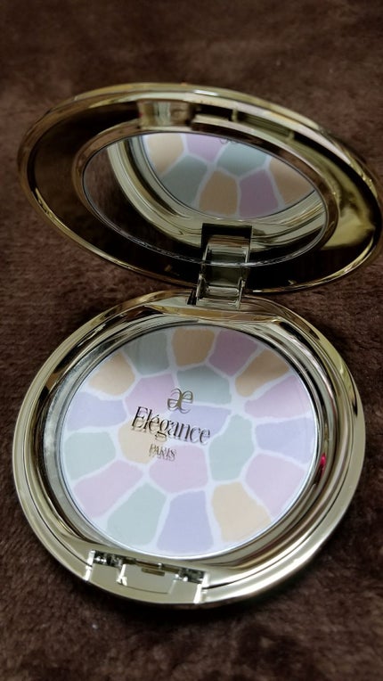 ラ プードル オートニュアンス/Elégance/プレストパウダーを使ったクチコミ(1枚目)