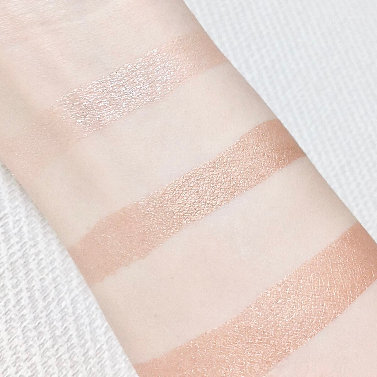 グロウシャドウ/Eyelist/リキッドアイシャドウを使ったクチコミ(3枚目)