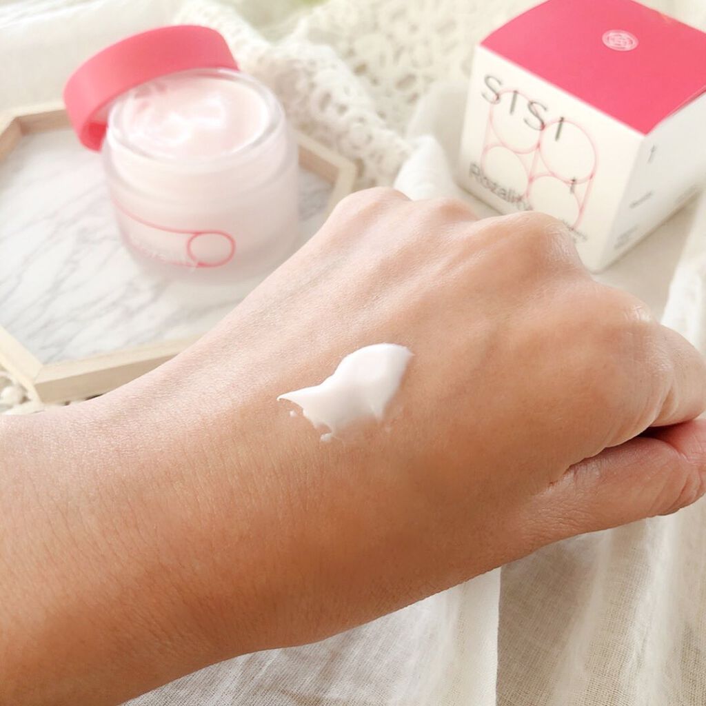 ロザリティ ウォータリーマスク/SISI/フェイスクリームを使ったクチコミ(3枚目)